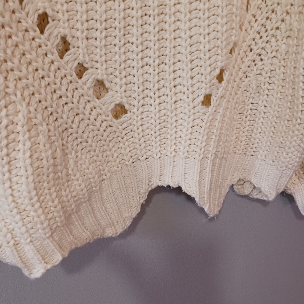 Bluivy Cozy Cream Chunky Knit Sweater Distressed Hem Balloon Sleeve Med Large - Picture 3 of 6